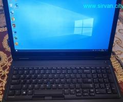 Dell Precision 3520